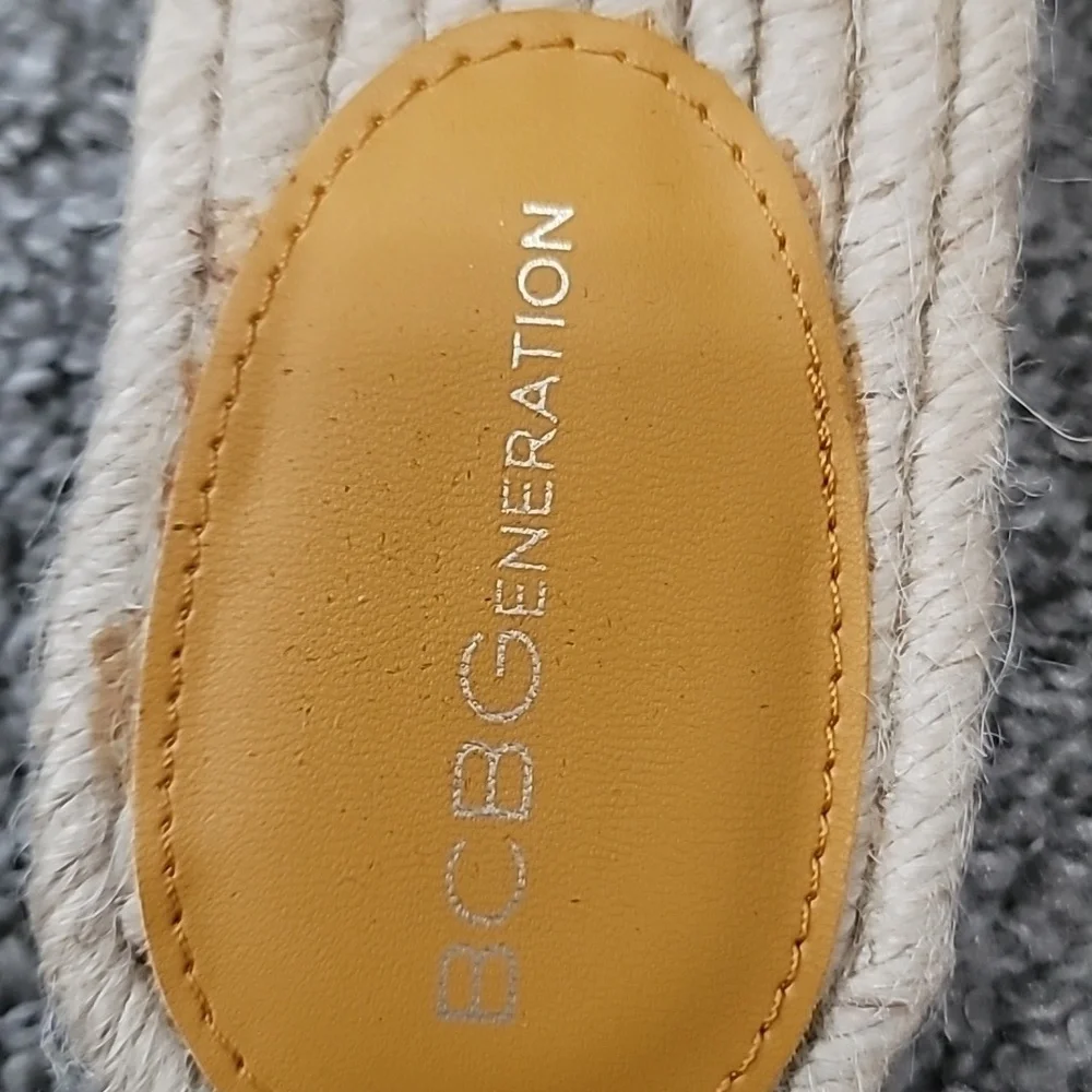 BCBGeneration Women Espadrille Maya Logo Slide Sandal Size 8M  NWOT
